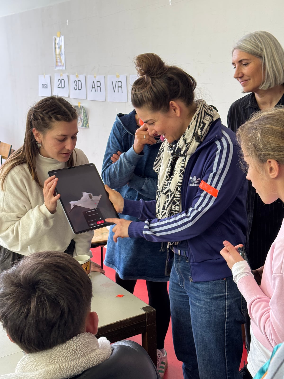 Tree of Life VR Workshop - Intergenerational Digital Storytelling 3D Scanning